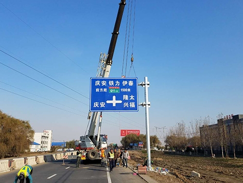 济源济源道路护栏网网片该如何进行正确的选购呢？